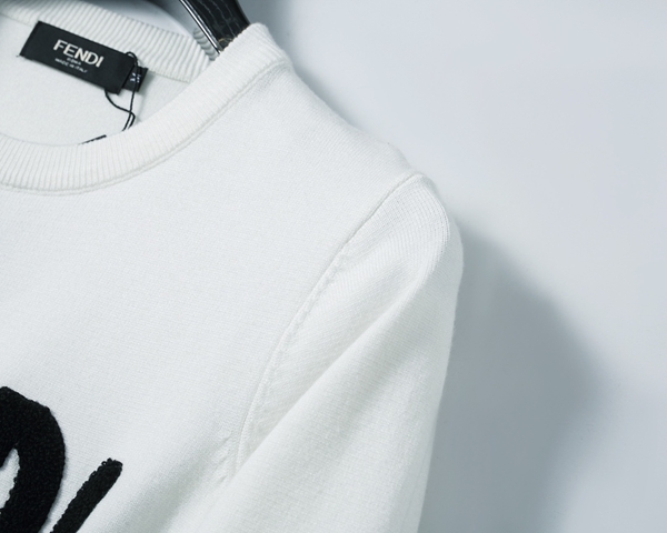 ブランドセーター着用イメージ